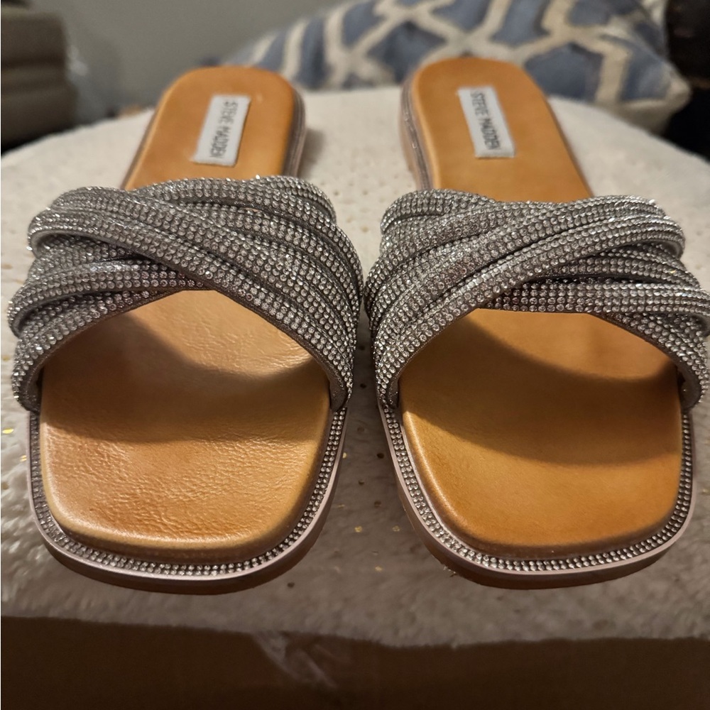 Steve Madden Silver Crisscross Sandals